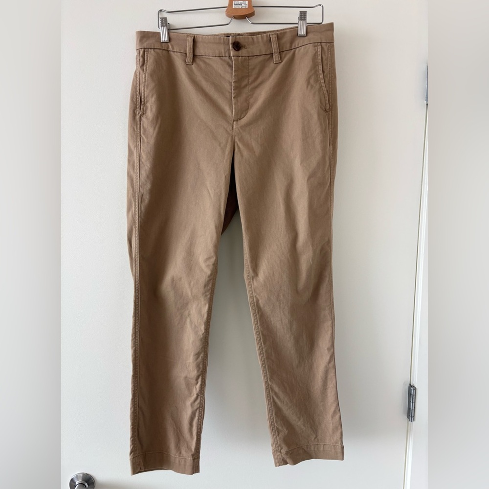 Women’s High Rise Girlfriend Chino